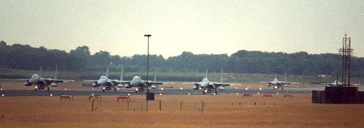 1992-07 F15  voor de start.jpg